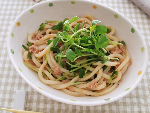 豆苗とツナのバタポンうどん